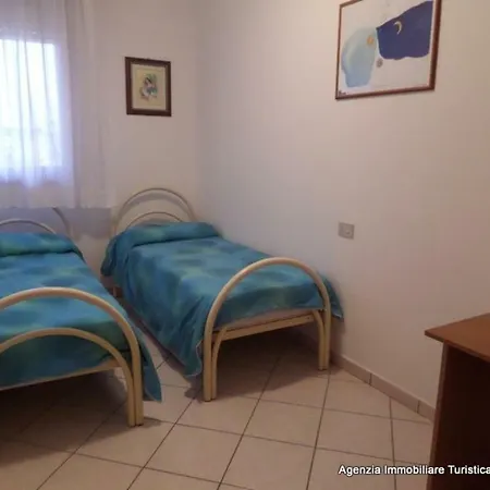 In 25079 * Rosolina Mare
